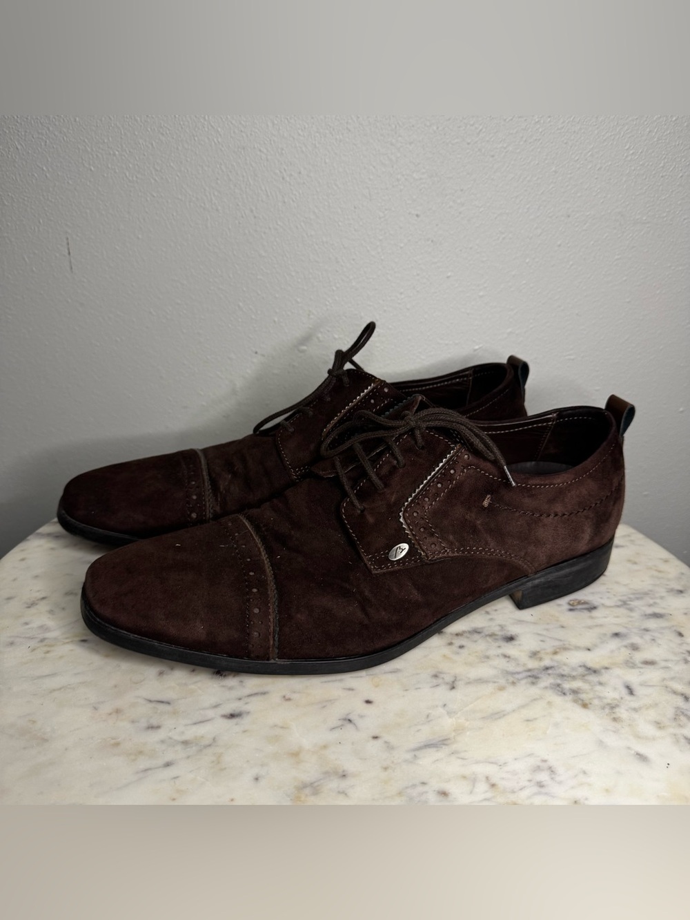 Bacco Bucci Men's Dress Shoes Size 8
Made in Italy Brown Suede